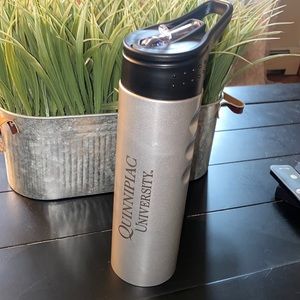 Quinnipiac silver water bottle never been used